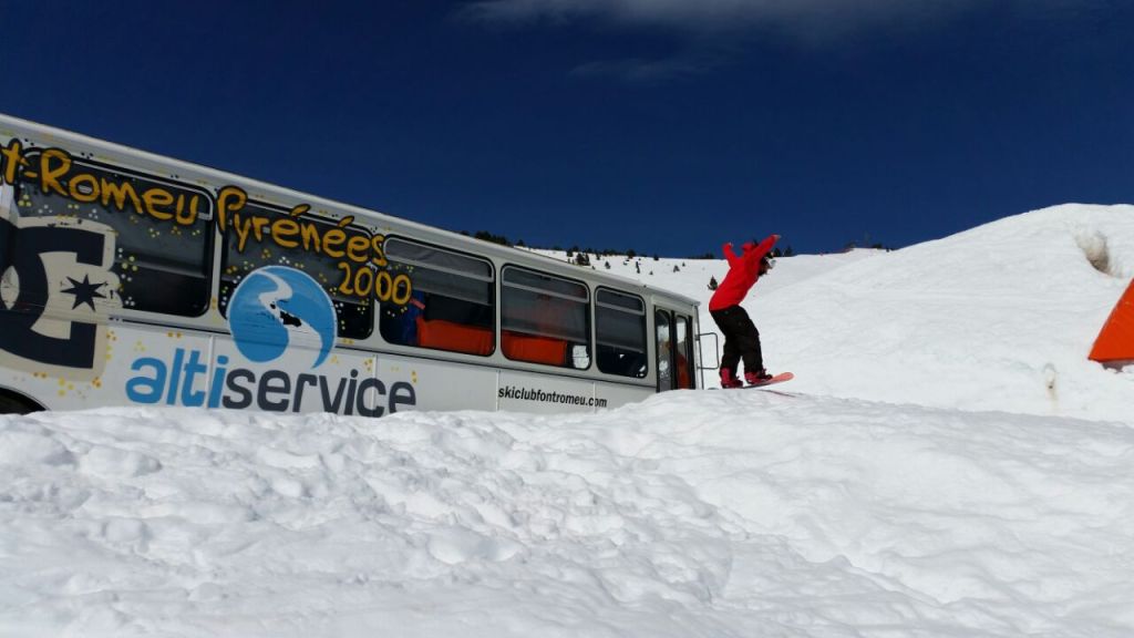 snowboarder chicas actividad fisica y bienestar