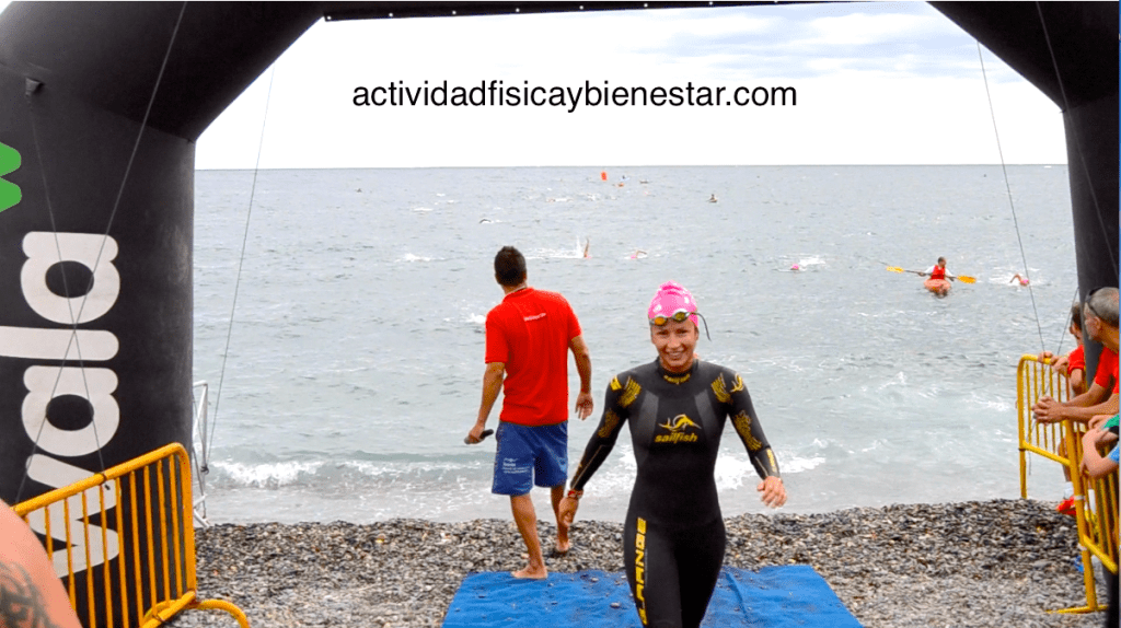 TRAVESSA DE NATACIÓ DE LLANÇÀ